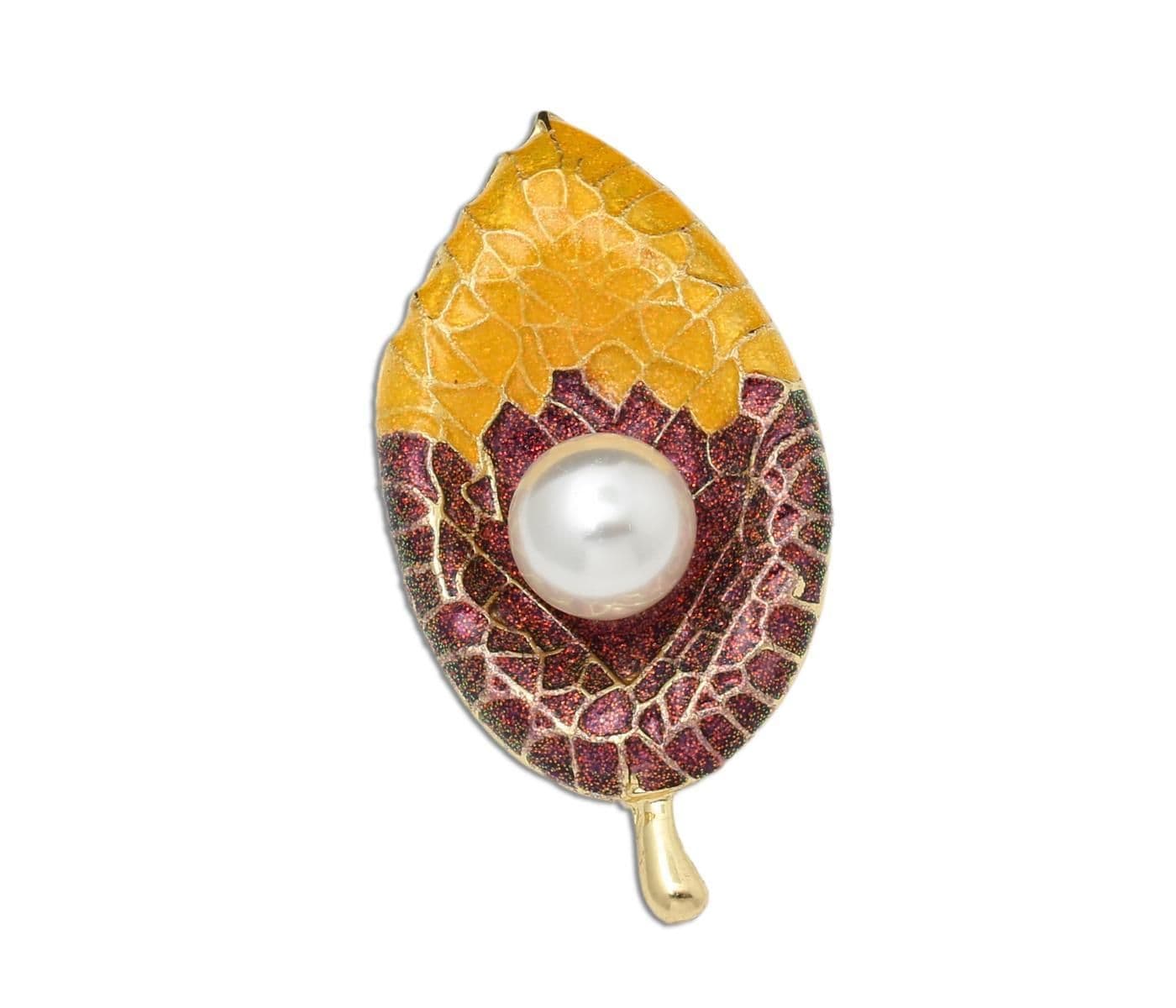 Elegant Leaf Brooch Pin – Nature Inspired Jewelry for Women, Subtle Botanical Gift