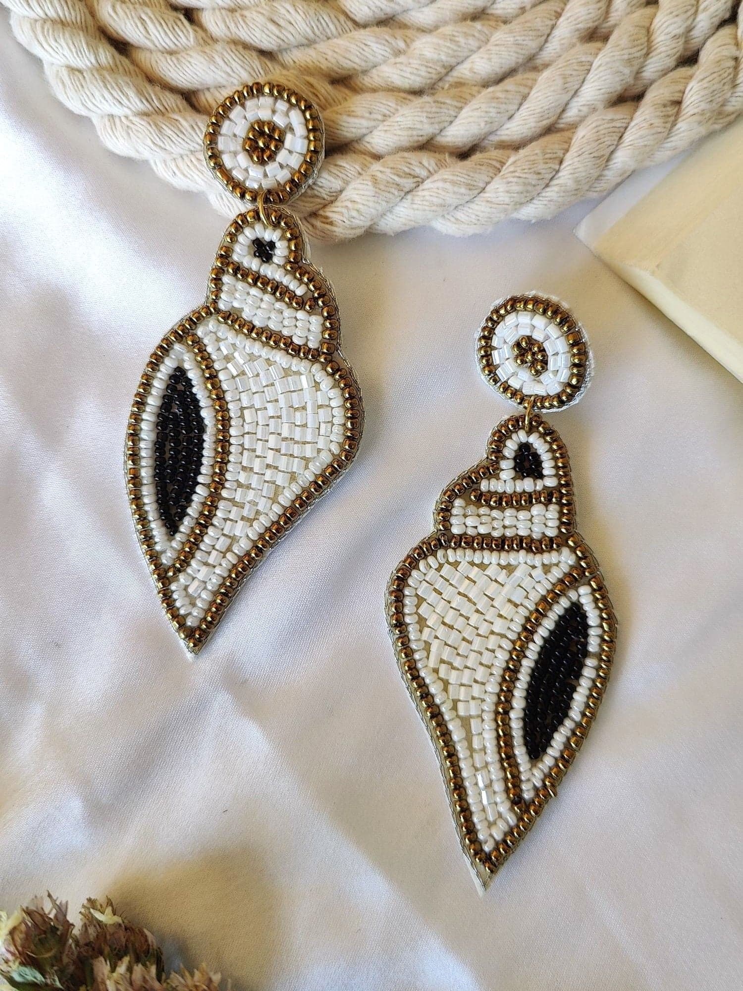 Handcrafted Splendor: White Shankh Beaded Bliss Earrings For Women