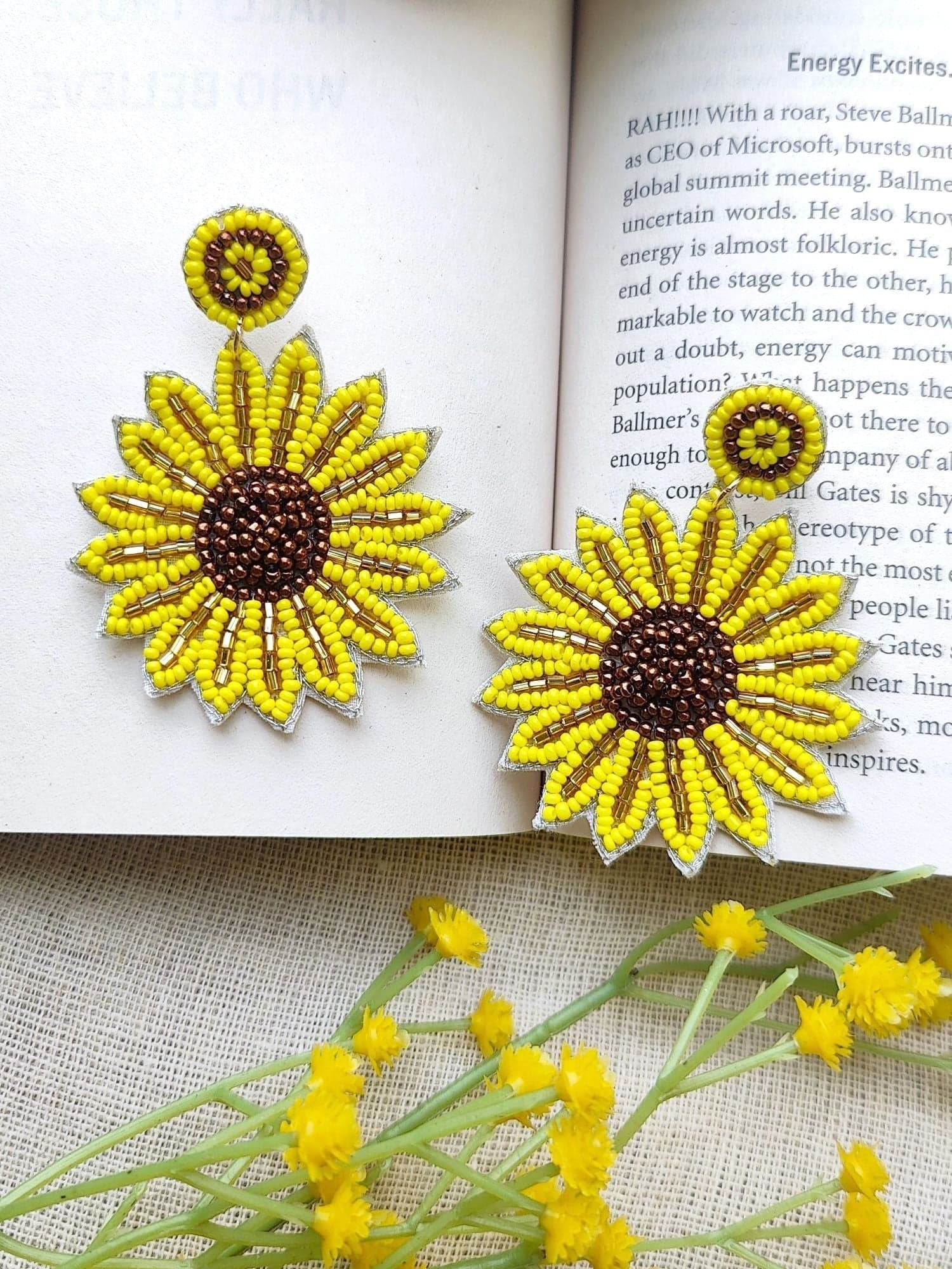 Handcrafted Sunflower Earrings: Beaded Jewellery for Vibrant Summer Parties