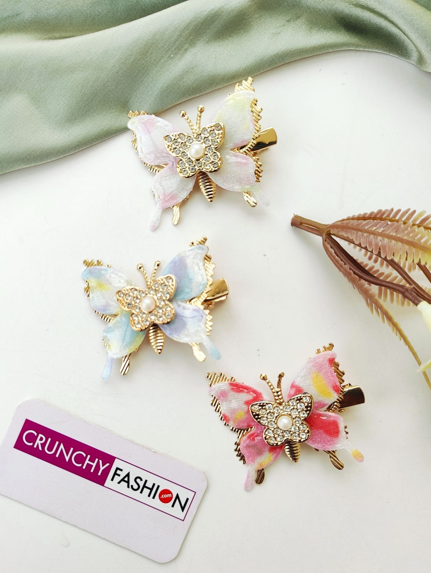 Embellish Your Elegance: Bridal Hair Accessories and Bride Hair Clip