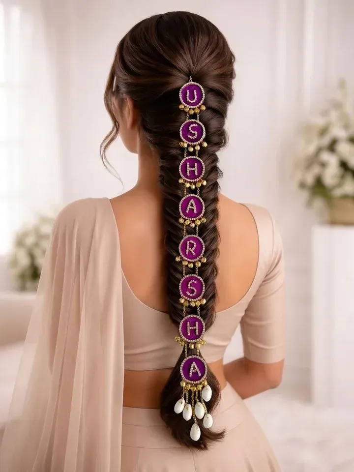 Bridal Blossom: Chic Wedding Hair Accessories for Women