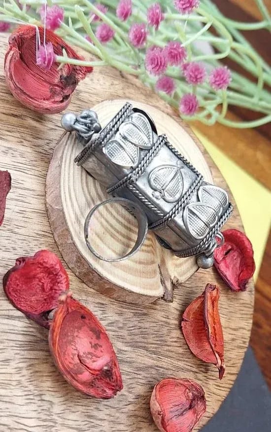 Chic Oxidised Silver Rings for Women - An Emblem of Boho Fashion