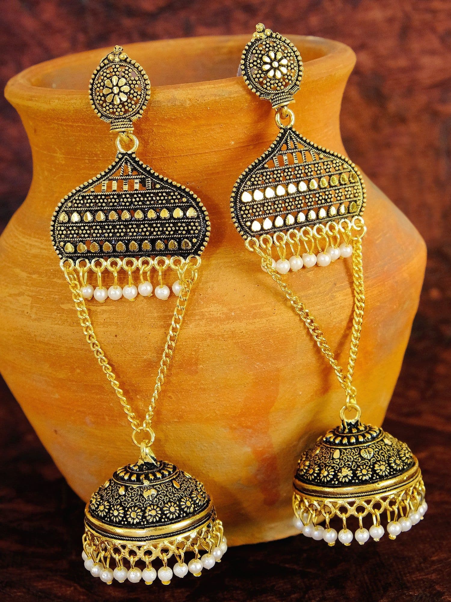 Exquisite Jhumki Earrings: Traditional Jhumka for Modern Fashionistas