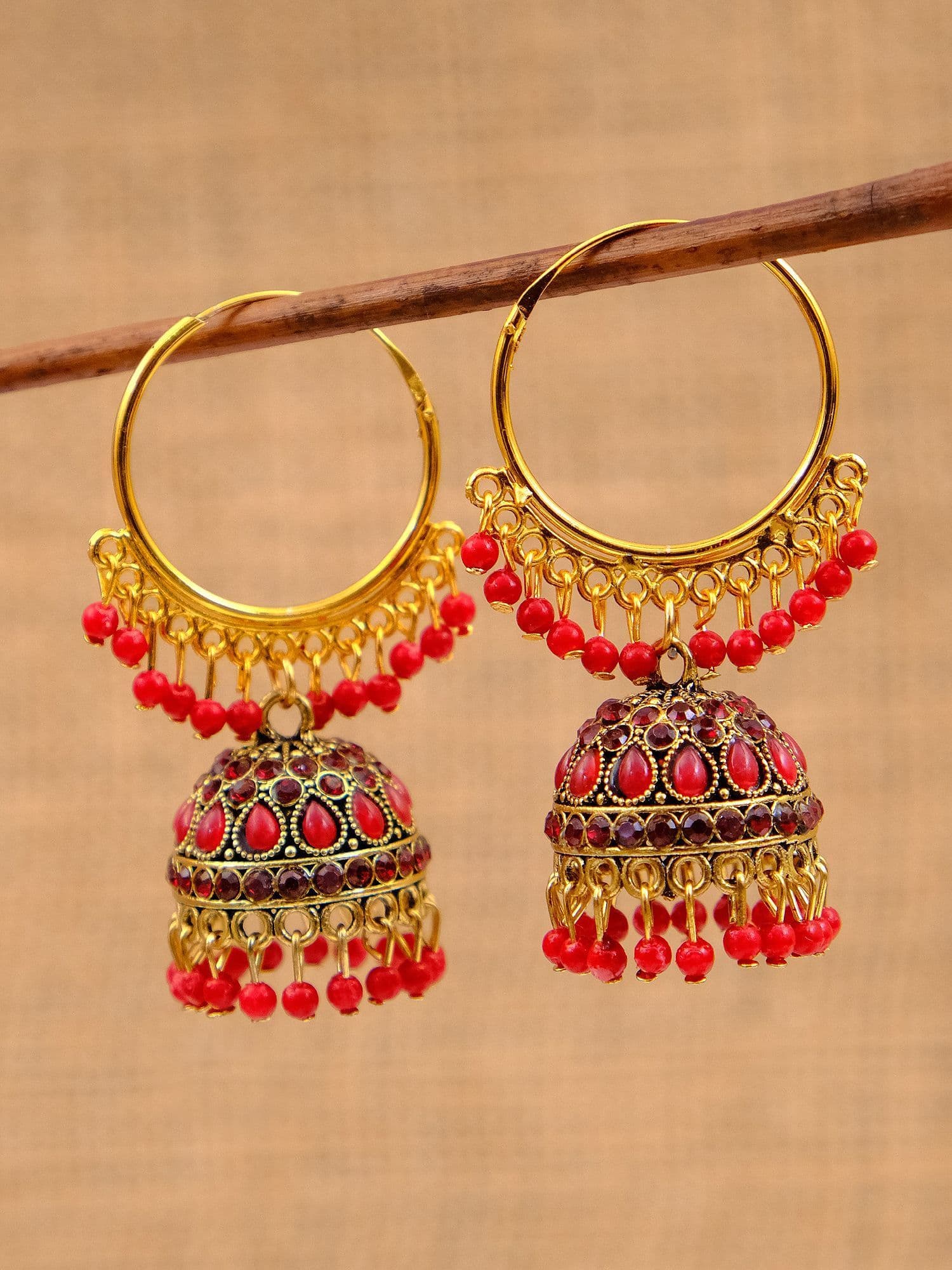 Graceful Traditions: Jhumki Earrings for Fashion-Savvy Women